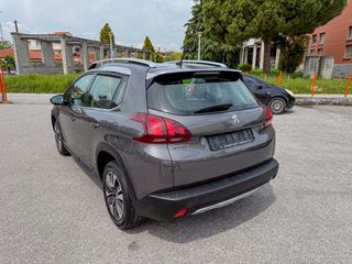 Peugeot 2008 2018 1.2 PURETECH ALLURE-thumb-4