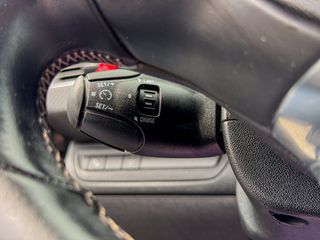 Peugeot 2008 2018 1.2 PURETECH ALLURE-thumb-22