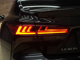 Lexus LS 500 2018 F SPORT-thumb-10