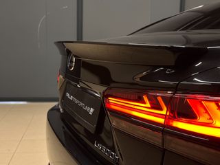 Lexus LS 500 2018 F SPORT-thumb-11