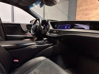 Lexus LS 500 2018 F SPORT-thumb-18