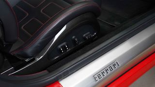 Ferrari 599 GTB 2007-thumb-36