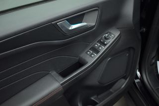 Ford Kuga 2023 2.5 HEV ST-Line X  ΜΟΝΑΔΙΚΟ 4X4-thumb-26