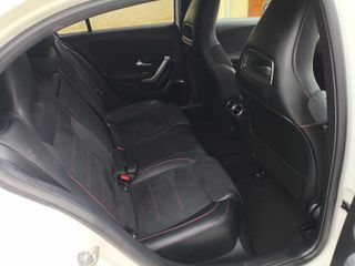 Mercedes-Benz A 180 2018 d AMG 7G-DCT-thumb-70