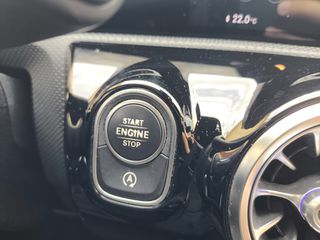 Mercedes-Benz A 180 2018 d AMG 7G-DCT-thumb-51