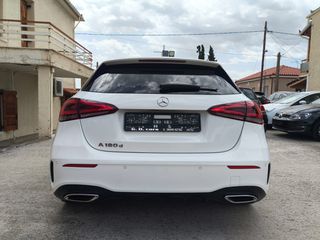 Mercedes-Benz A 180 2018 d AMG 7G-DCT-thumb-13