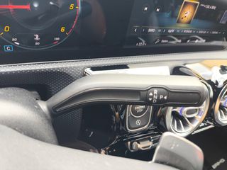 Mercedes-Benz A 180 2018 d AMG 7G-DCT-thumb-45