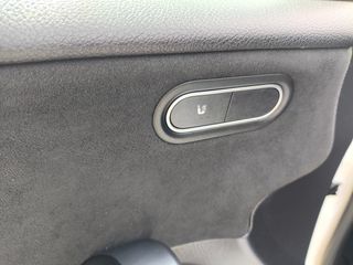 Mercedes-Benz A 180 2018 d AMG 7G-DCT-thumb-31