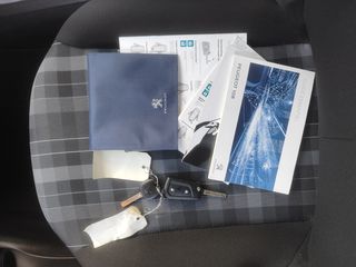 Peugeot 108 2020 1.0 VTI 72 ACTIVE-thumb-16