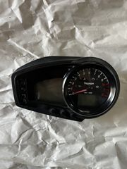 κοντέρ triumph tiger 1050