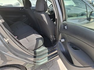 Peugeot 308 2010 1.4 16V 95PS-thumb-8