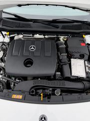 Mercedes-Benz A 180 2020 A180D AUTO PANO FULL EXTRA-thumb-16