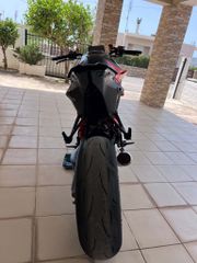 KTM 1290 Super Duke R 2020-thumb-3