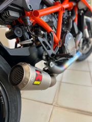 KTM 1290 Super Duke R 2020-thumb-5