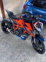 KTM 1290 Super Duke R 2020-thumb-13