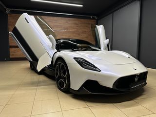 Maserati MC20 2021-thumb-8