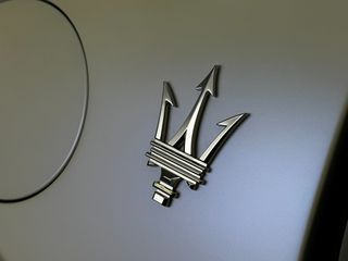 Maserati MC20 2021-thumb-46