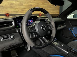 Maserati MC20 2021-thumb-18
