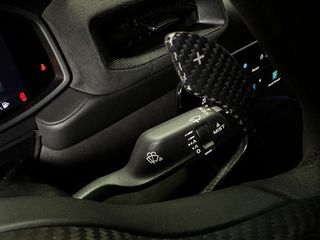 Maserati MC20 2021-thumb-25