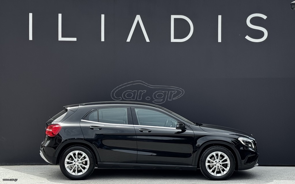 Mercedes-Benz GLA 200 2017 1.6 156hp ΟΘΟΝΗ/ΖΑΝΤΕΣ/ΔΕΡΜΑ/BLUETOOTH/ΕΛΛΗΝΙΚΟ