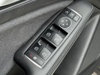 Mercedes-Benz GLA 200 2017 1.6 156hp ΟΘΟΝΗ/ΖΑΝΤΕΣ/ΔΕΡΜΑ/BLUETOOTH/ΕΛΛΗΝΙΚΟ-thumb-25