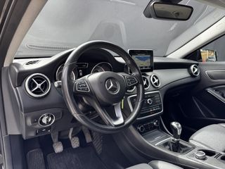 Mercedes-Benz GLA 200 2017 1.6 156hp ΟΘΟΝΗ/ΖΑΝΤΕΣ/ΔΕΡΜΑ/BLUETOOTH/ΕΛΛΗΝΙΚΟ-thumb-19