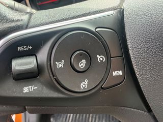 Opel Crossland X 2017 Turbo-thumb-14