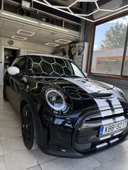 Mini Cooper SE 2023 black line Full extra panorama head up Harman kardon