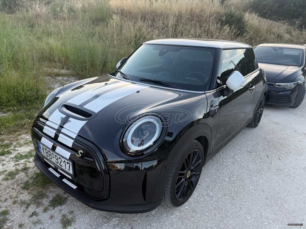 Mini Cooper SE 2023 Black Line  - Full Extra (Panorama, Harman Kardon, HUD)