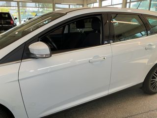 Ford Focus 2017-thumb-3