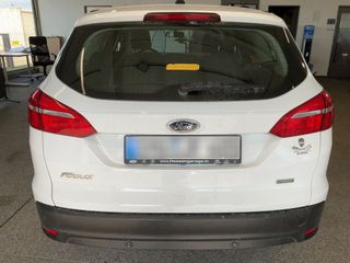 Ford Focus 2017-thumb-9