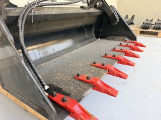 Κουβάδες Sany 2026 Ανοιγόμενος Κάδος για Skid Steer /Φορτωτάκι με Νύχια - 1.52m-thumb-2