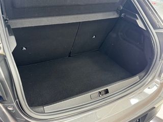 Peugeot 208 2022 BlueHDi  - Active 1.5-thumb-17