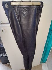 Δερμάτινο γυναικείο παντελόνι Trussardi