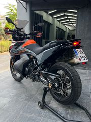 KTM 890 Adventure 2021-thumb-12