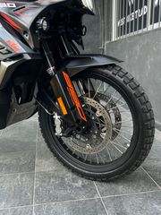 KTM 890 Adventure 2021-thumb-20