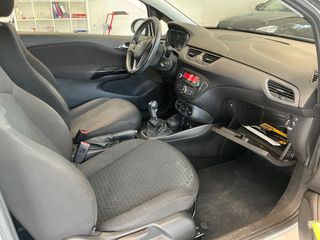 Opel Corsa 2015-thumb-1