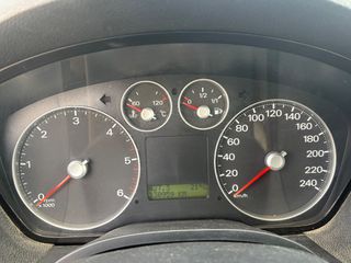 Ford Focus C-Max 2004-thumb-4