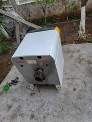 Μαντεμένιος λέβητας πετρελαίου