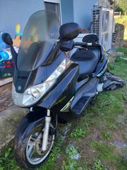 Piaggio X8 200 2004
