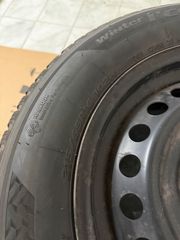 HANKOOK WINTER I CEPT 215/65 R16-thumb-1
