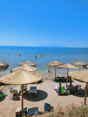 Ξαπλώστρες ομπρέλες beach bar-thumb-2