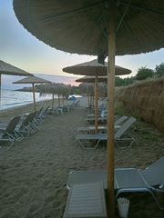 Ξαπλώστρες ομπρέλες beach bar-thumb-3