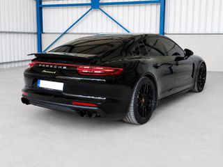 Porsche Panamera 2018 4 E-Hybrid 971-thumb-4