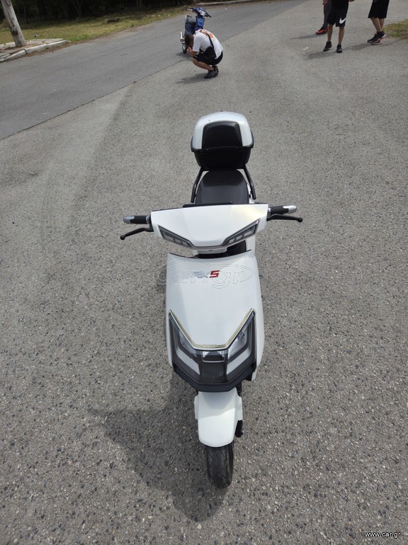 RKS R6 2024