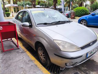 Ford Focus 2002 GHIA-thumb-9