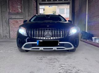 Mercedes-Benz GLA 180 2019 Look AMG