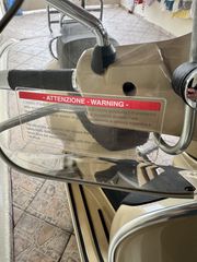 Vespa GTS 300 2017-thumb-4