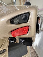 Vespa GTS 300 2017-thumb-10