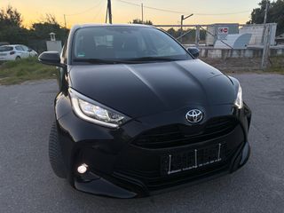 Toyota Yaris 2022-thumb-2